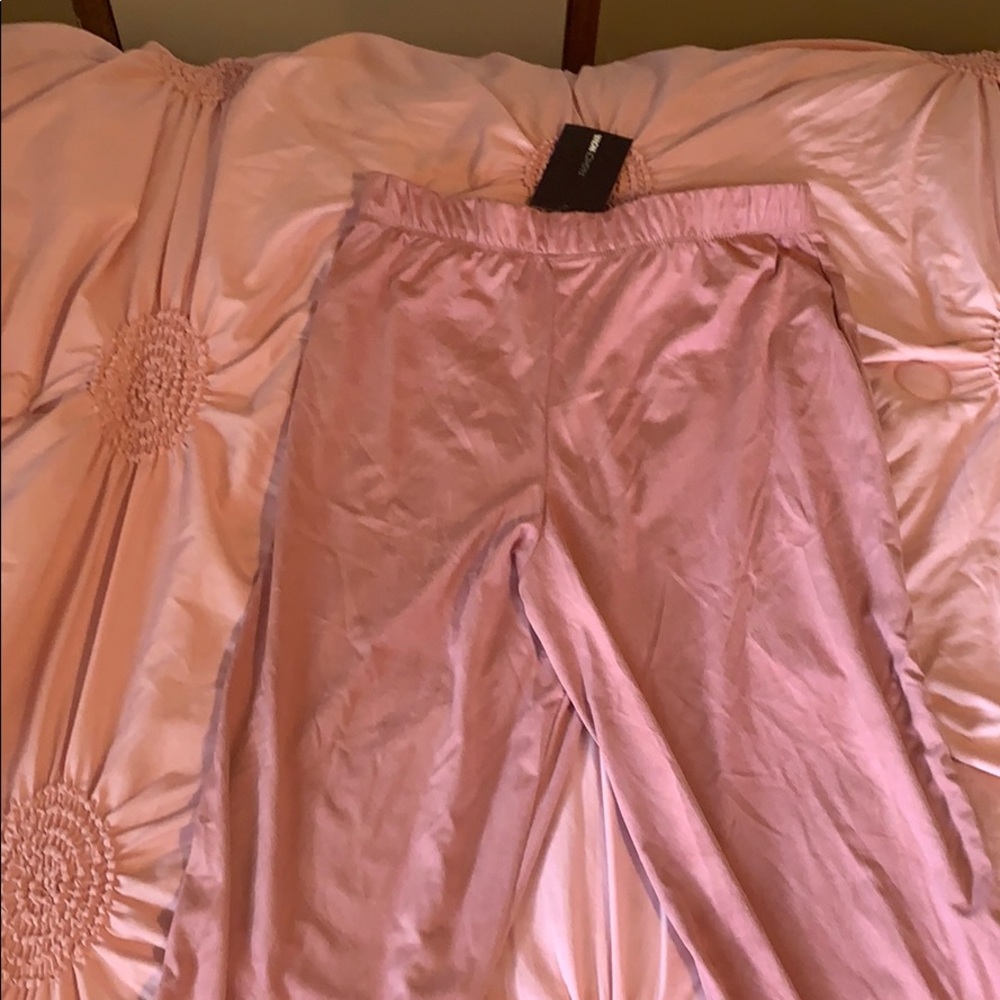 Pants - Picture 4 of 6